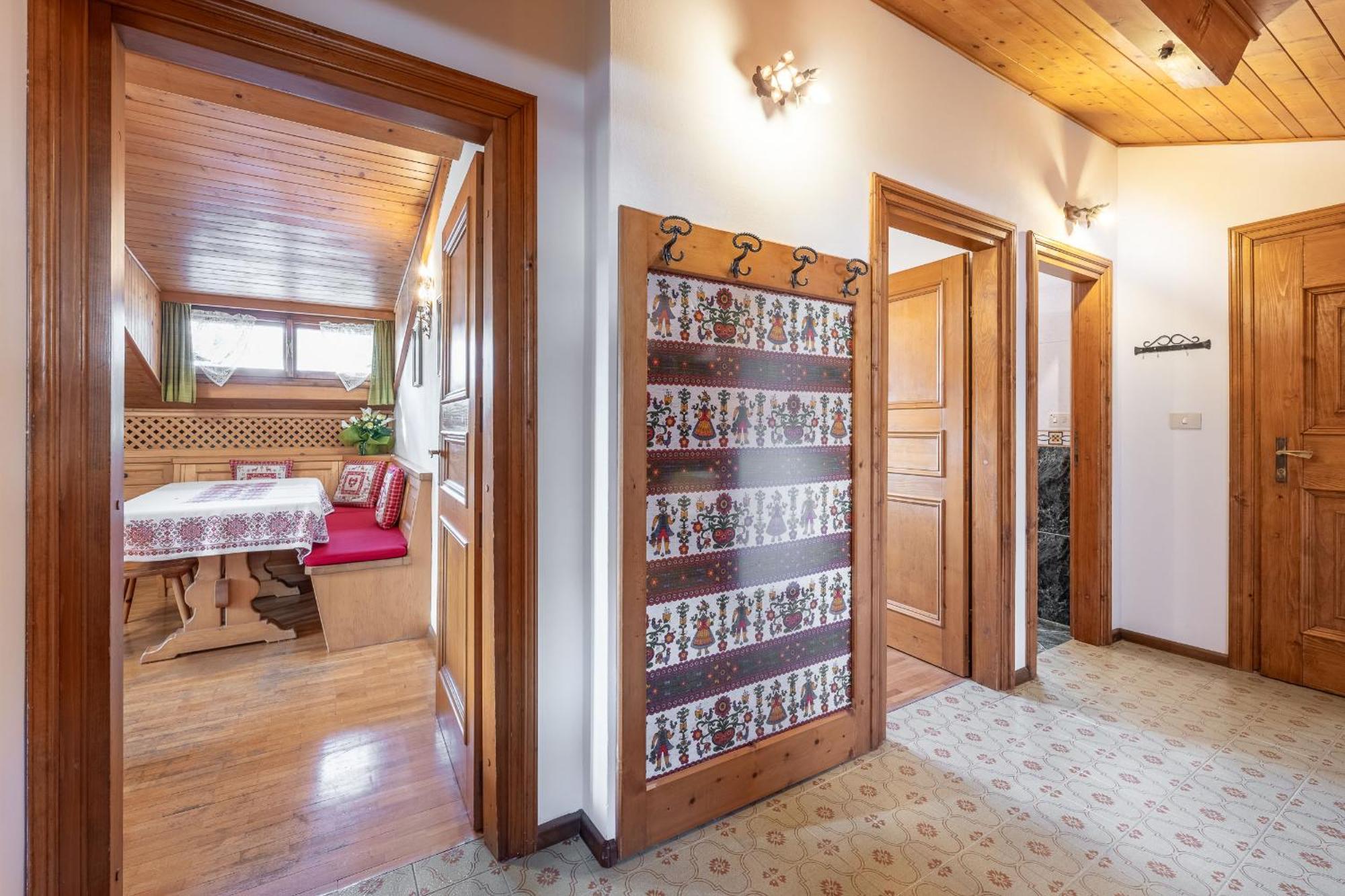 Attico Lodge Cortina d'Ampezzo Exterior photo